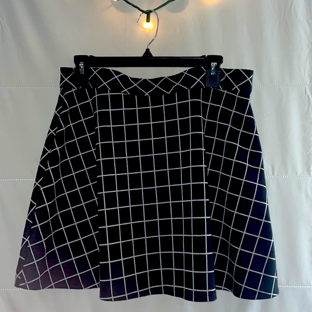 Urban outfitters Skirt - Size L